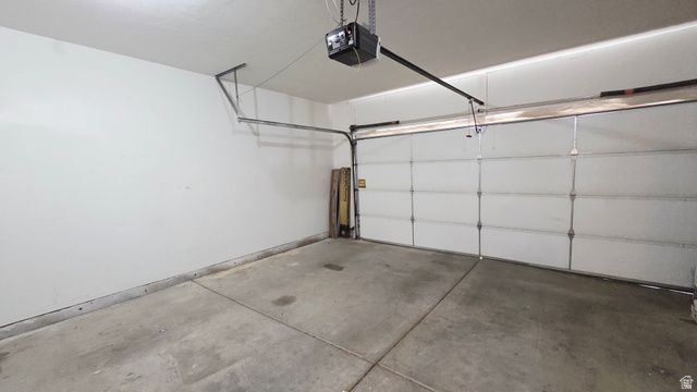 268 W MOUNTAIN GREEN CIR, Roosevelt, UT 84066