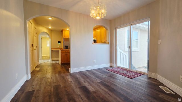 268 W MOUNTAIN GREEN CIR, Roosevelt, UT 84066