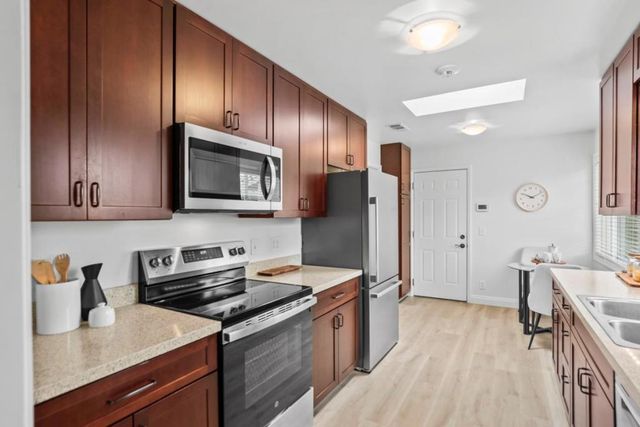 2802 Sycamore Way, Santa Clara, CA 95051