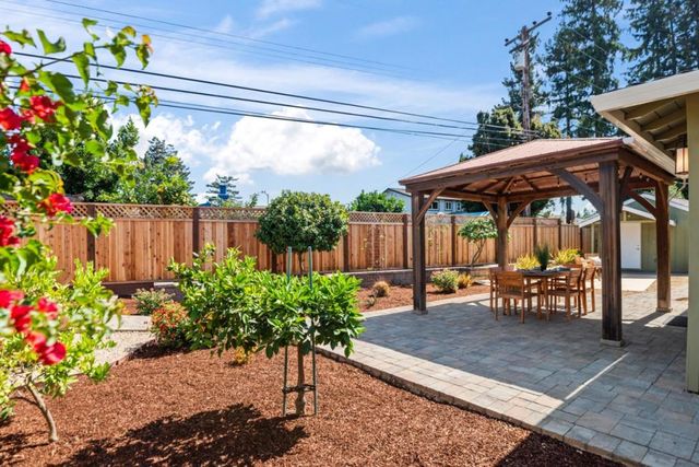 2802 Sycamore Way, Santa Clara, CA 95051