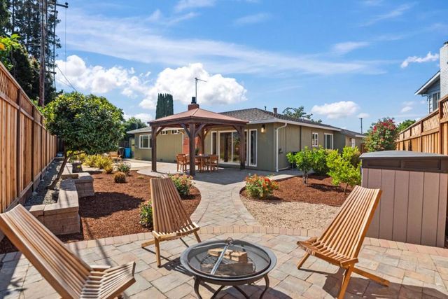2802 Sycamore Way, Santa Clara, CA 95051