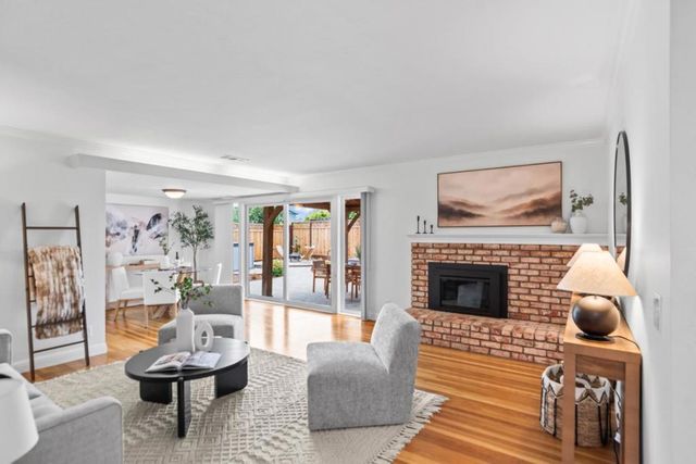 2802 Sycamore Way, Santa Clara, CA 95051