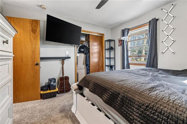 813 S Main Street, Liberty, MO 64068