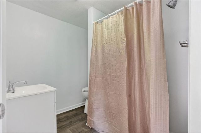 813 S Main Street, Liberty, MO 64068