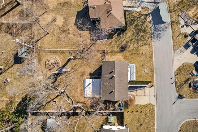 813 S Main Street, Liberty, MO 64068