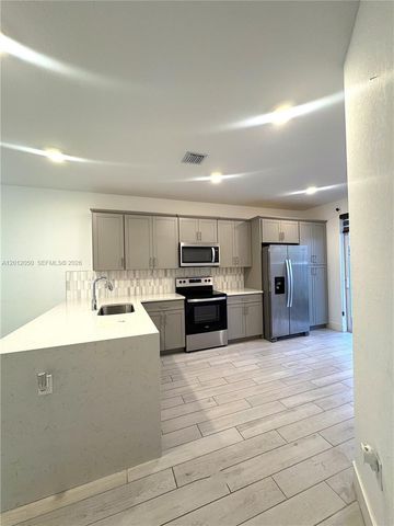 135 SW 171st Ln 135, Pembroke Pines, FL 33027
