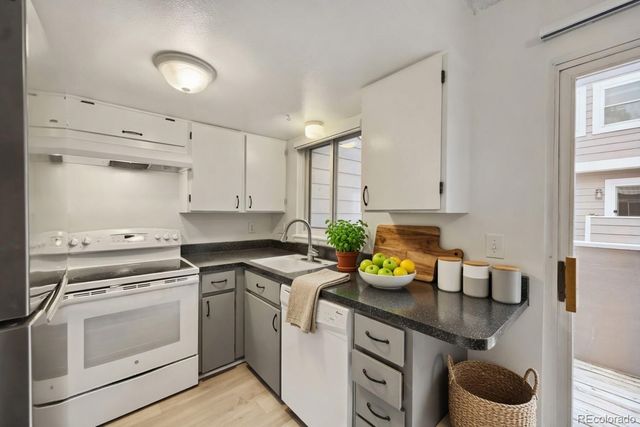 6840 W 84th Circle 4, Arvada, CO 80003