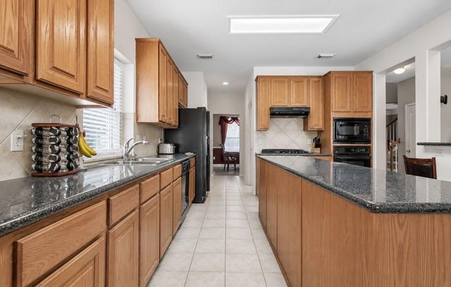17907 Shady Canyon Lane, Tomball, TX 77377