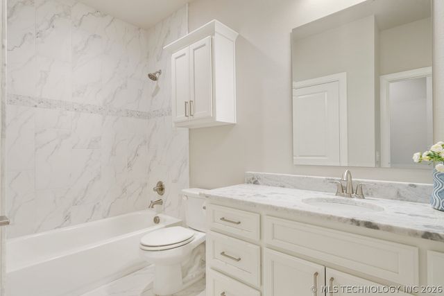 5412 E 125th Place S, Bixby, OK 74008