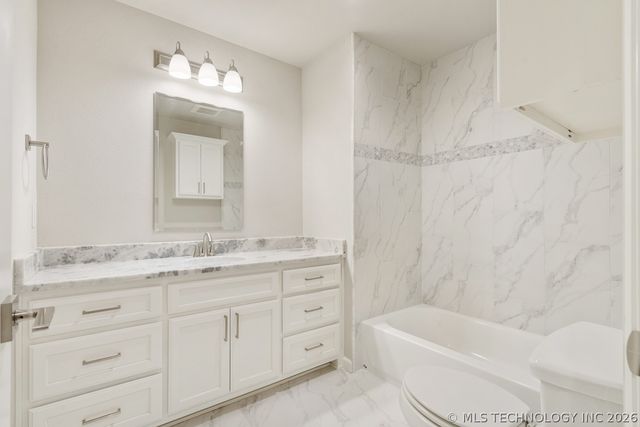 5412 E 125th Place S, Bixby, OK 74008