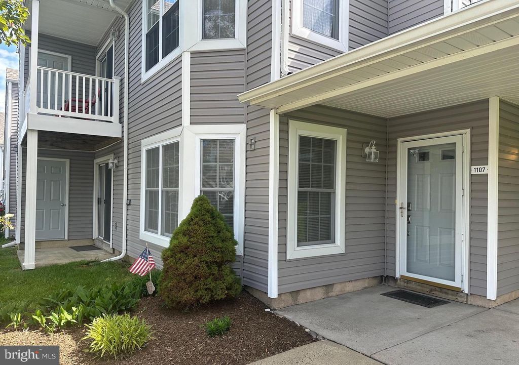 1107 BENNETT PL, Southampton, PA 18966