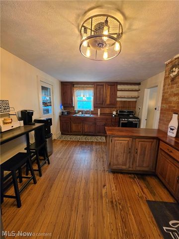 3858 Waterloo Road, Randolph, OH 44265