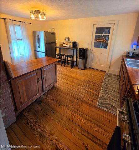 3858 Waterloo Road, Randolph, OH 44265