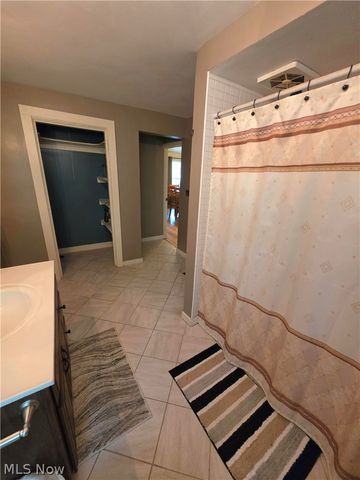 3858 Waterloo Road, Randolph, OH 44265