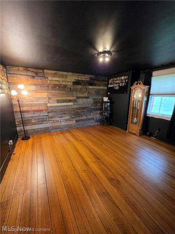 3858 Waterloo Road, Randolph, OH 44265