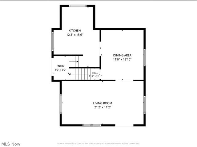 982 W Hopocan Avenue, Barberton, OH 44203