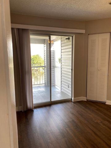 2569 GRASSY POINT DRIVE 313, Lake Mary, FL 32746