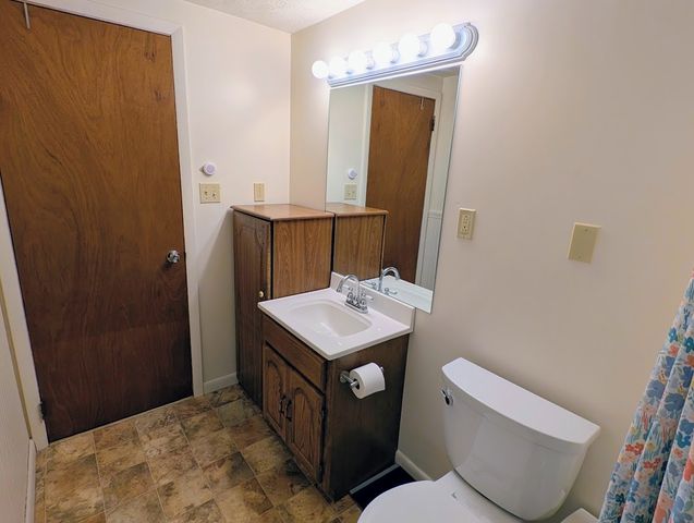 117 GRAHAMVILLE Street, North East, PA 16428