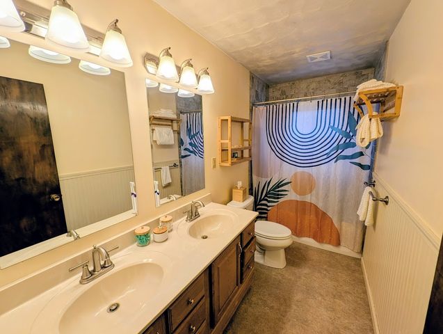 117 GRAHAMVILLE Street, North East, PA 16428