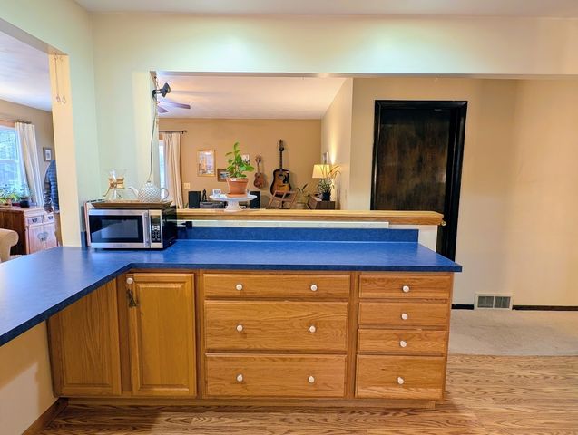 117 GRAHAMVILLE Street, North East, PA 16428