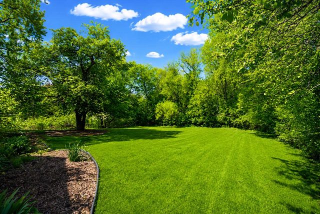 4795 Brookdale DRIVE, Greenfield, WI 53228