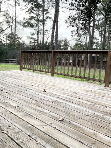 1555 Oconnor Drive, Conroe, TX 77304