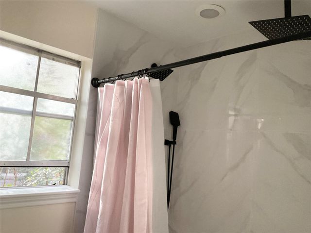 1555 Oconnor Drive, Conroe, TX 77304