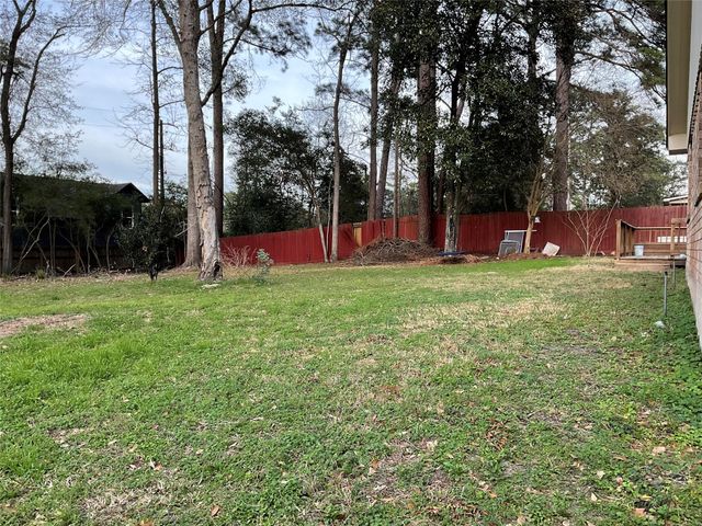 1555 Oconnor Drive, Conroe, TX 77304