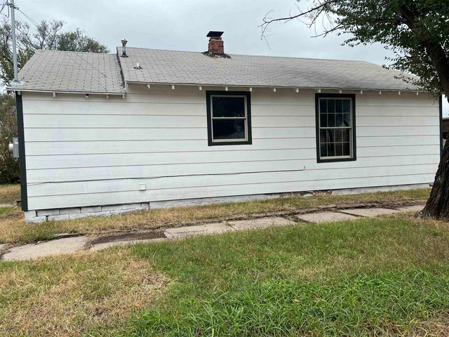 1533 S Saint Clair Ave, Wichita, KS 67213