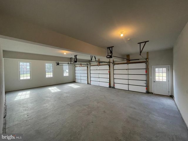 1928 KIMBERTON RD, Phoenixville, PA 19460