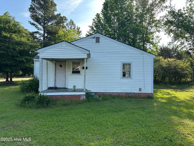 425 W Bay Street, Warsaw, NC 28398
