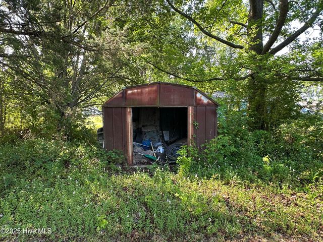425 W Bay Street, Warsaw, NC 28398