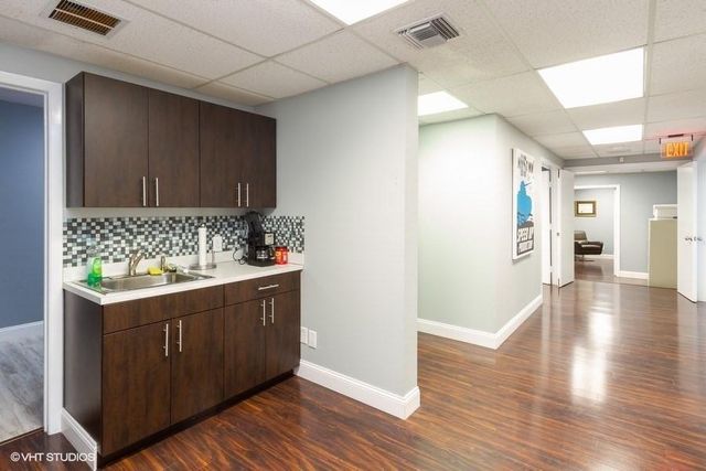212 SE 8th Street, Fort Lauderdale, FL 33316
