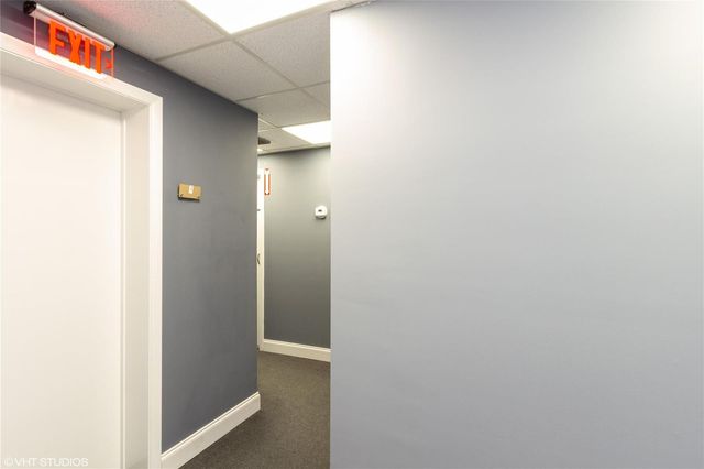 212 SE 8th Street, Fort Lauderdale, FL 33316