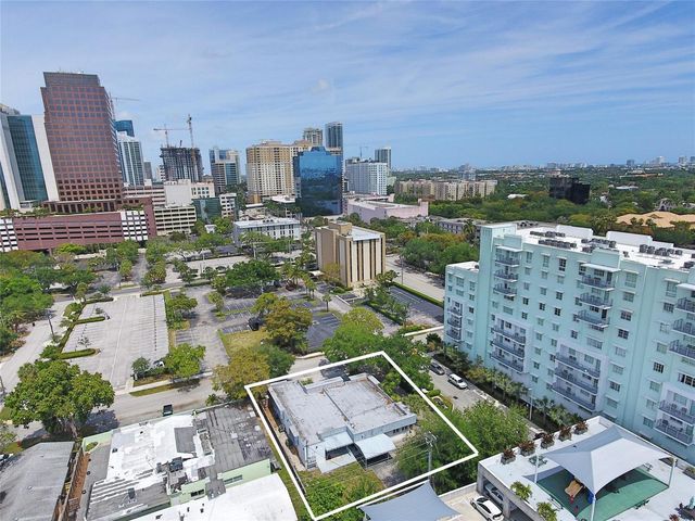 212 SE 8th Street, Fort Lauderdale, FL 33316