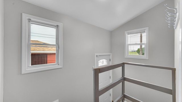 6116 Alexander Avenue, Hammond, IN 46323