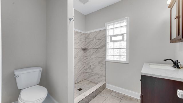 6116 Alexander Avenue, Hammond, IN 46323
