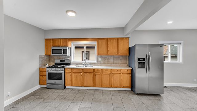 6116 Alexander Avenue, Hammond, IN 46323