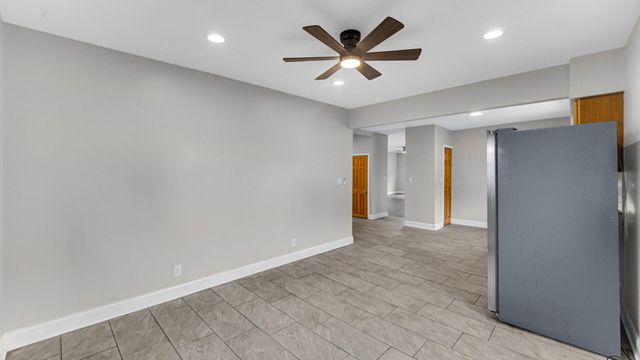 6116 Alexander Avenue, Hammond, IN 46323