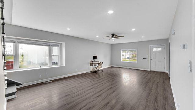6116 Alexander Avenue, Hammond, IN 46323