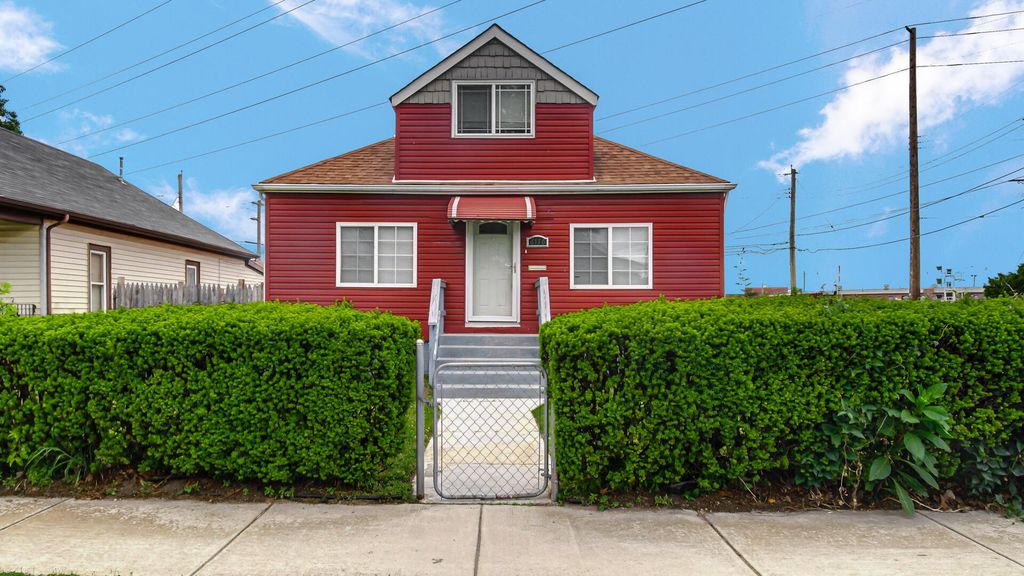 6116 Alexander Avenue, Hammond, IN 46323