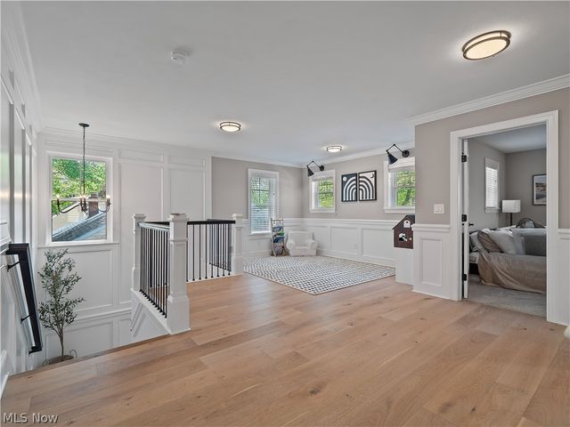 519 Kenilworth Road, Bay Village, OH 44140