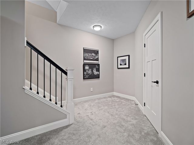 519 Kenilworth Road, Bay Village, OH 44140