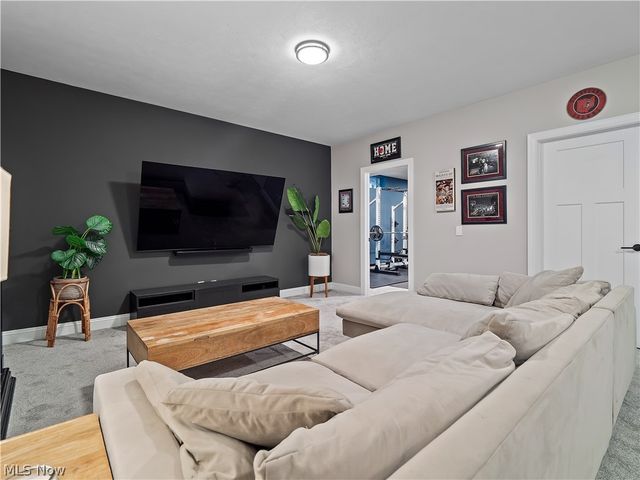 519 Kenilworth Road, Bay Village, OH 44140
