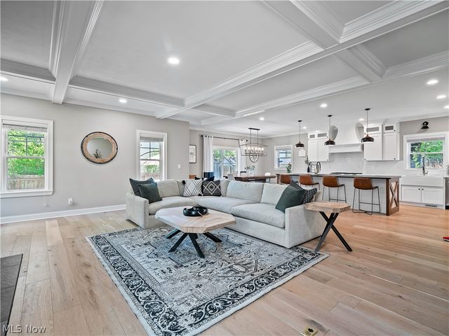 519 Kenilworth Road, Bay Village, OH 44140