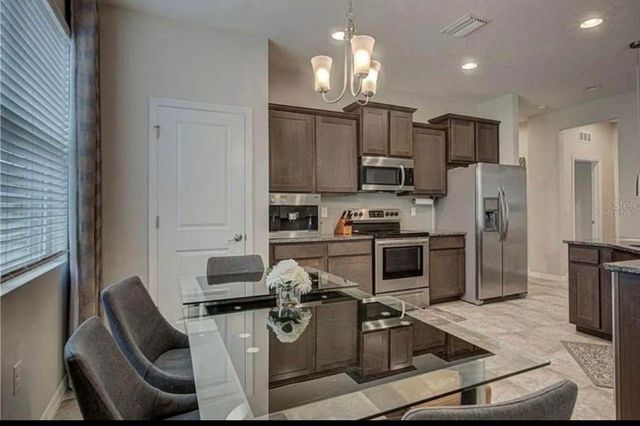 8342 ENCLAVE WAY 104, Sarasota, FL 34243