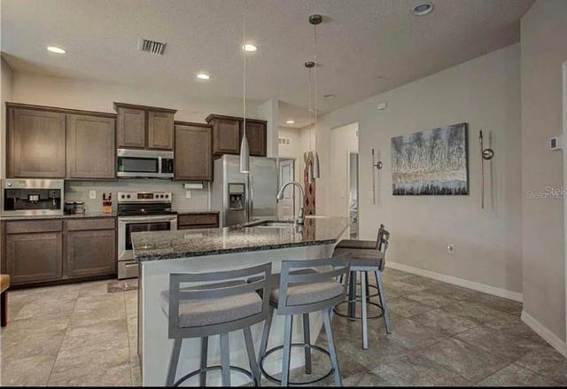 8342 ENCLAVE WAY 104, Sarasota, FL 34243