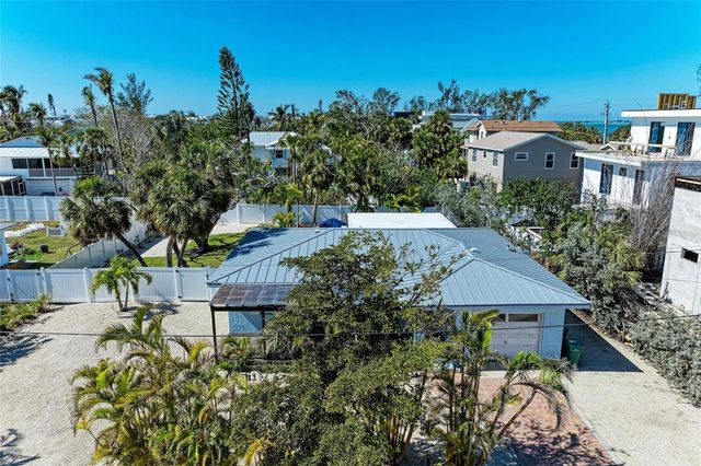 165 CRESCENT DRIVE, Anna Maria, FL 34216