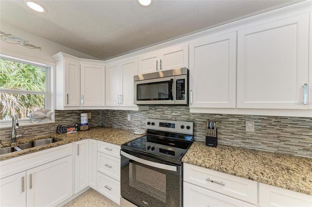 165 CRESCENT DRIVE, Anna Maria, FL 34216