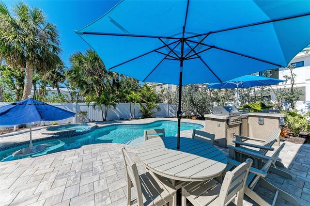 165 CRESCENT DRIVE, Anna Maria, FL 34216